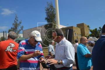 Acto de descubrimiento de la placa de la calle de Farmacéutico Francisco Artiles Betancor (Foto TA)